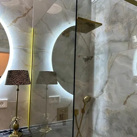 アパート Apartma Sarah's Happy Place *