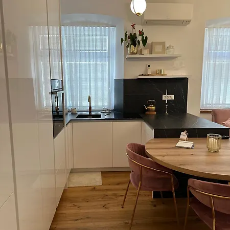 Apartma Sarah's Happy Place * ブレッド